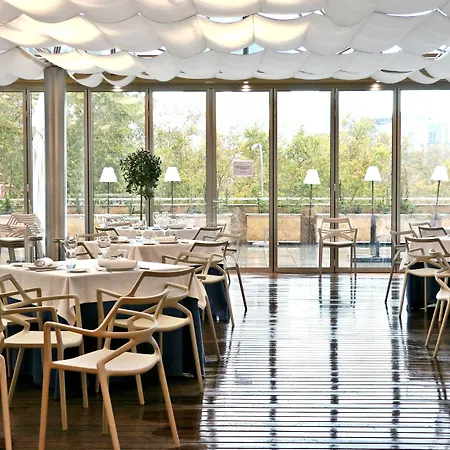 Hotel Villamadrid-3